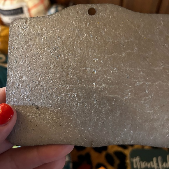 Vintage cast metal wall trivet, farmhouse, kitsch, kitchen closed sick cooking - Picture 4 of 4